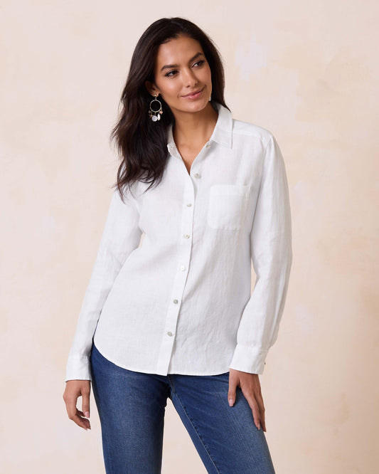 Hannahs Of Erin- Erin Ontario-Tommy Bahama -Coastalina L/S Shirt -white,style number SW321465
 made from 100% linen. This bestselling, laid-back shirt features a loose fit for a relaxed, vacation-ready vibe, with a classic button-down silhouette and stylish collar. A versatile and elevated wardrobe staple.