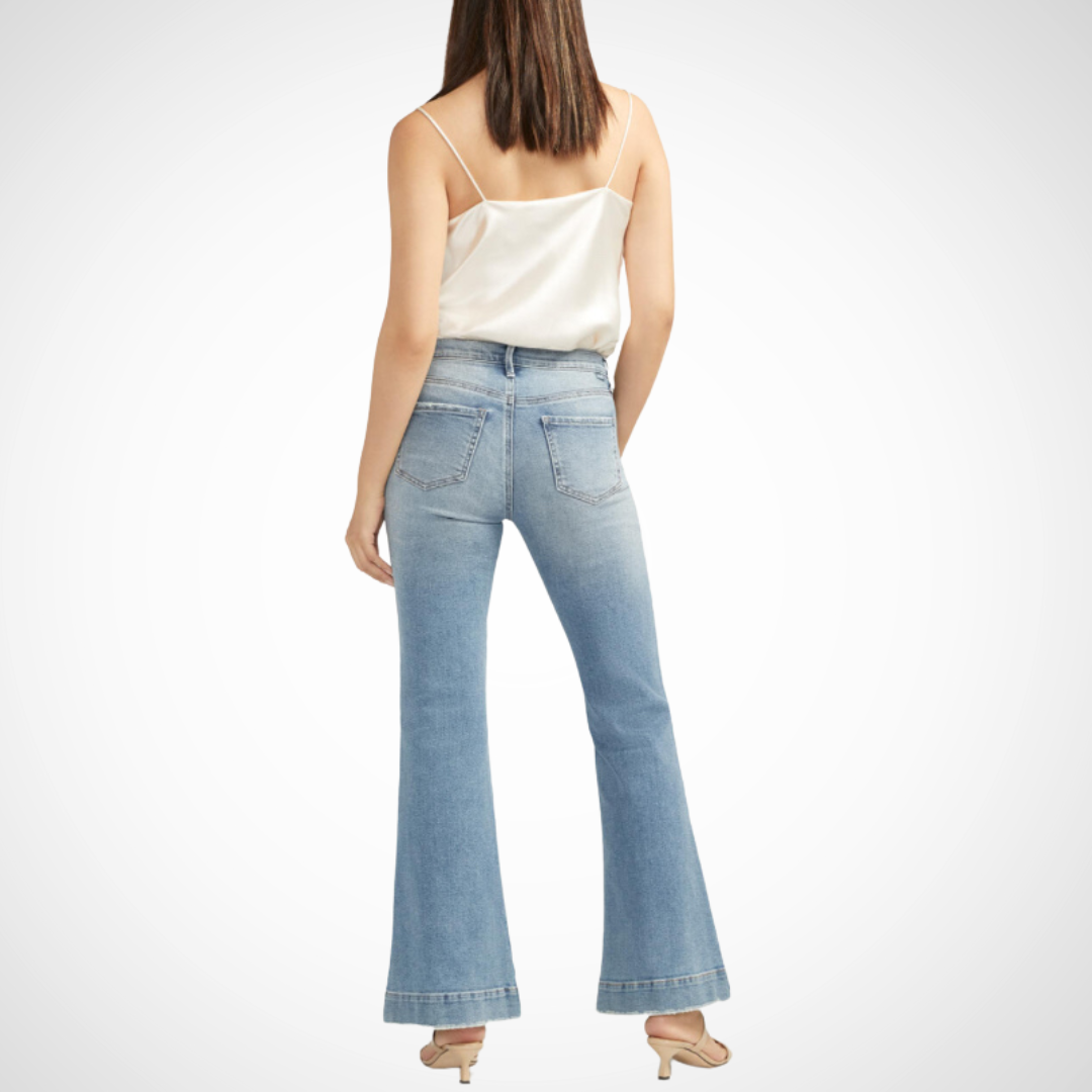 Hannahs Of Erin - Erin Ontario - Jag Jeans - Kait Flare - colour Garden Blue, medium indigo wash, Flare, 5-pocket styling, and a zip fly with button closure, they feature a 10" mid-rise for that perfect fit