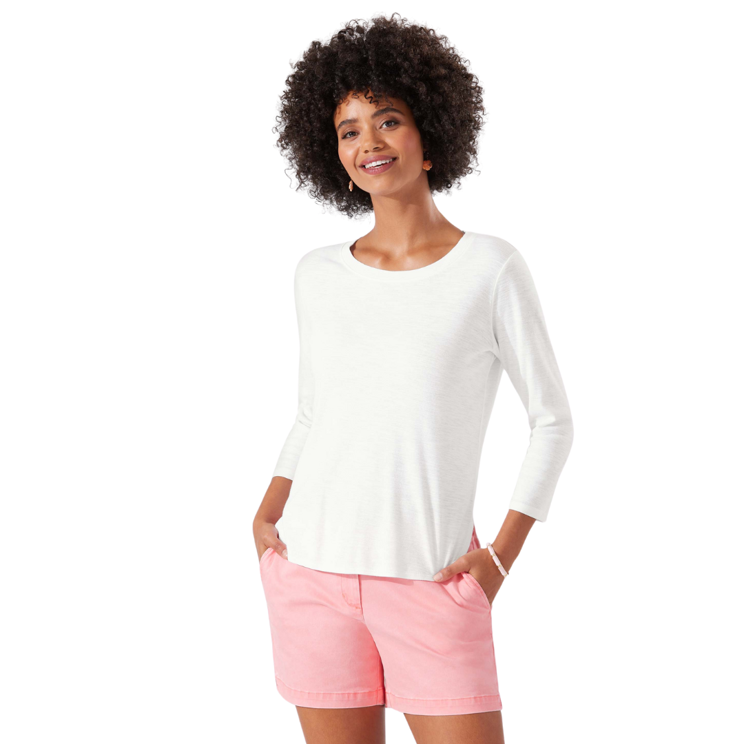 Hannahs Of Erin-Erin Ontario - Tommy Bahama -Ashby 3/4 sleeve Tee - White. Brand: Tommy Bahama Essential Style: Perfect for summer, great for layering. Design Features: Scoop neckline, shirt-style hemline. Comfortable Fabric: Soft cotton with a relaxed slubbed texture. Casual Appeal: Shirttail hem and ¾-length sleeves for a laid-back feel. Versatility: Ideal for mornings at home and long days in the countryside. Material: Crafted from 100% cotton.