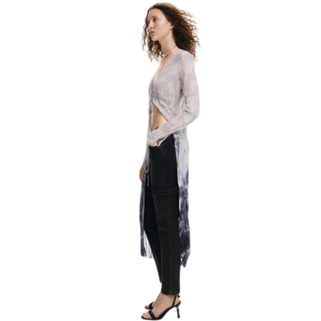 Hannahs_Of_Erin-Erin_Ontario-Desigual-
[24WWPW07] Cargo Trousers- Washed Black.
Long, straight-cut slim fit
Worn denim tone for a casual look
Button and zipper closure
Made from 65% cotton, 18% polyester, 8% viscose, 7% elastomultiester, 2% elastane
Supports Desigual’s Better Cotton initiative