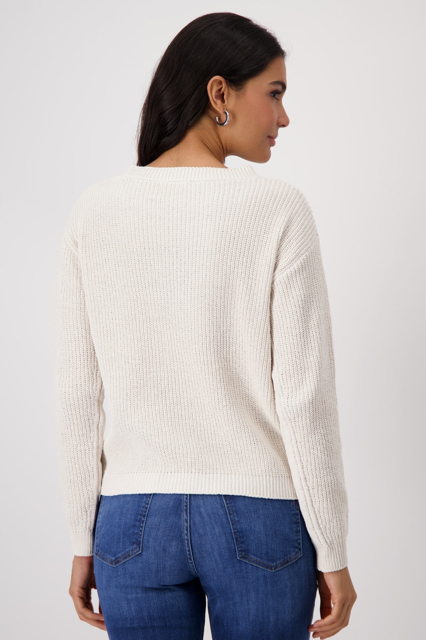 Hannahs Of Erin-Erin Ontario-Monari summer chenille knitted pullover-beige. in half-cardigan stitch with ribbed round neckline, long raglan sleeves, and ribbed cuffs. A light, airy knit in a relaxed fit, perfect for chic layering and transitional styling