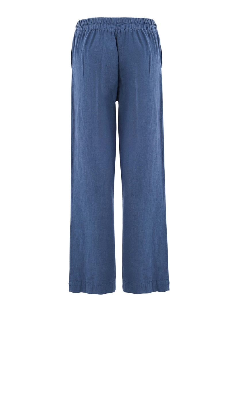 Hannahs Of Erin-Erin Ontario- Dolcezza- Linen Pant 
100% linen fabric 
Relaxed wide-leg silhouette for effortless movement
Smooth elastic waistband for a flattering, easy fit
Lightweight and airy for all-day wear
wide leg, full length. available in two colours Indigo & white