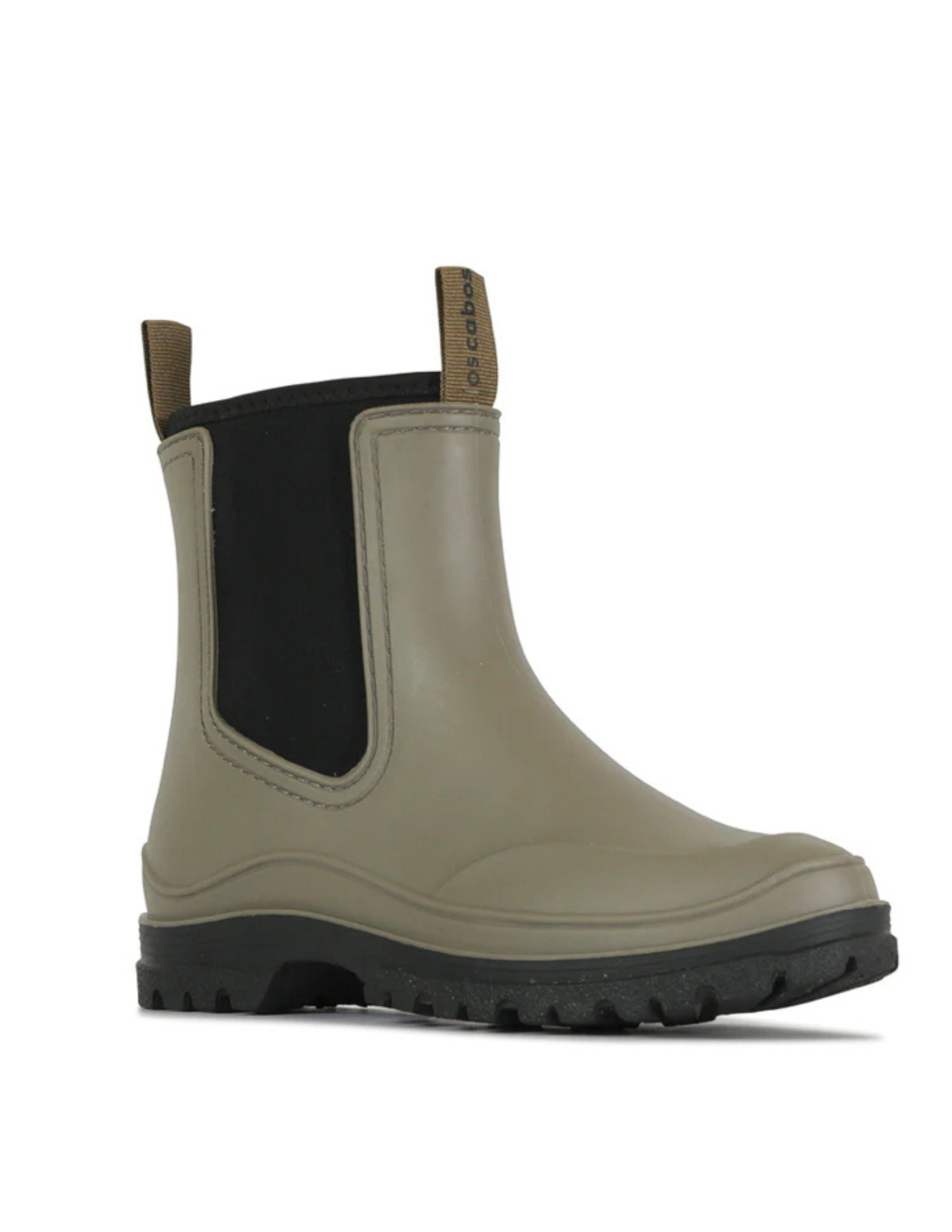 Hannahs Of Erin-Erin Ontario-Los Cabos-AMELIA RAINBOOT-Khaki
AMELIA Rain Boot in vibrant colors, featuring a cozy neoprene lining and double pull-tabs for easy slip-on. Designed with a practical 30mm heel, blending style and comfort to keep you dry while enhancing your rainy day outfit.