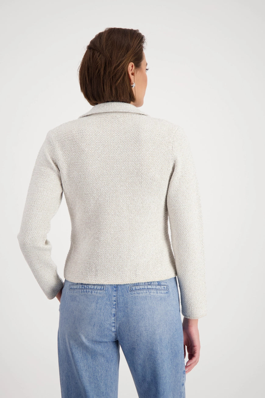 Hannahs Of Erin - Erin Ontario- Monari- Soft White -Elegant tweed knitted blazer-409479 in viscose blend with shimmering lurex, featuring lapel collar, long sleeves, button placket, faux flap pockets, and elongated front hem. Slightly fitted silhouette with decorative buttons and woven texture.

