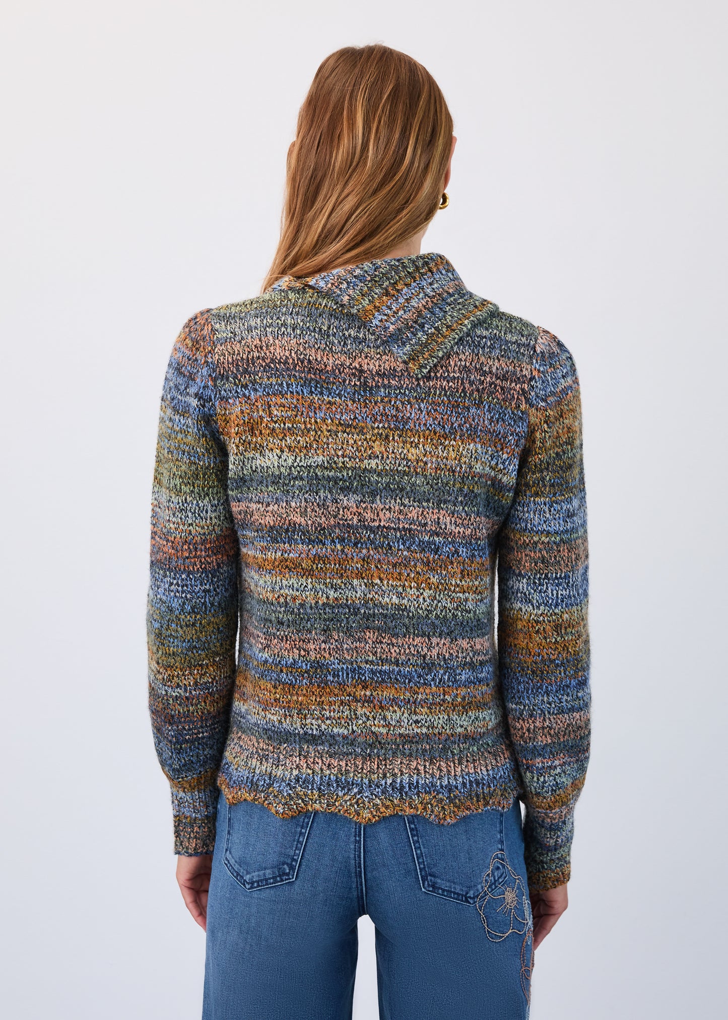 Hannahs Of Erin| Erin Ontario|FDJ | Envelope Neckline Space Dye Knit Sweater.

autumnal multi coloured knit,

Cozy knit sweater,
Envelope style neckline,
Pointelle scallop hem detail
Length 24”
73% Acrylic 14% Polyester 13% Nylon,
Machine gentle wash cold