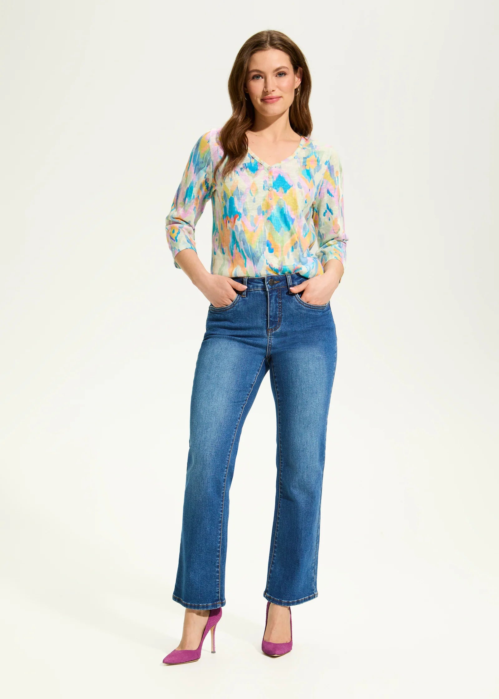 Hannahs Of Erin|Erin Ontario|FDJ | OLIVIA | BOOT ANKLE JEAN | 2325115

Classic meets contemporary in these boot ankle denim pants. With subtle fading on the thigh, a 5-pocket design, and zipper closure, they offer an effortlessly cool look.

Inseam: 28"
Rise: Mid-Rise
Fit: Olivia
Leg Shape: Bootcut
67% Cotton, 30% Polyester, 3% Viscose, 2% Elastane