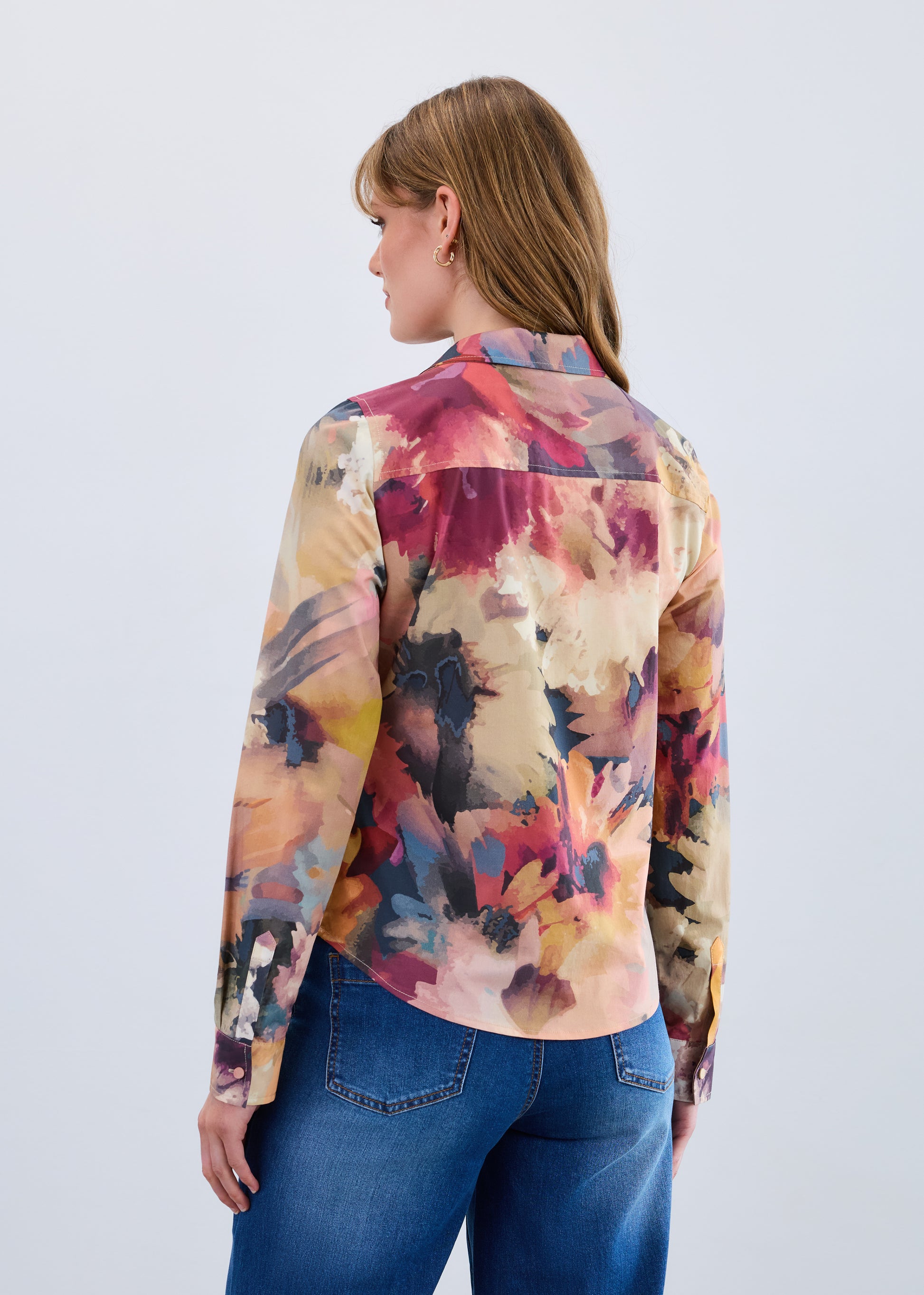 Hannahs Of Erin| Erin Ontario | FDJ | Original Canadian Artist Print Shirt | button-front women’s shirt featuring an exclusive autumnal print by a Canadian artist, with a button front, split neck and classic collar, long sleeves, and a flattering 25-inch length. Made from soft, breathable cotton with stretch for comfort. 
