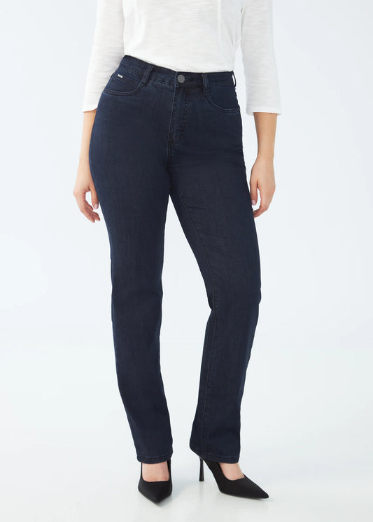 Hannahs Of Erin | Erin Ontario|FDJ|Peggy Straight Leg

Peggy's curve-flattering style will have you looking and feeling sleekchicand polished all day long thanks to its ultra-comfortable Supreme Denim design. Available in petite

colour pleasant (dark indigo)

32″ inseam

High-rise

Peggy

Straight leg

Rise: 10.75"