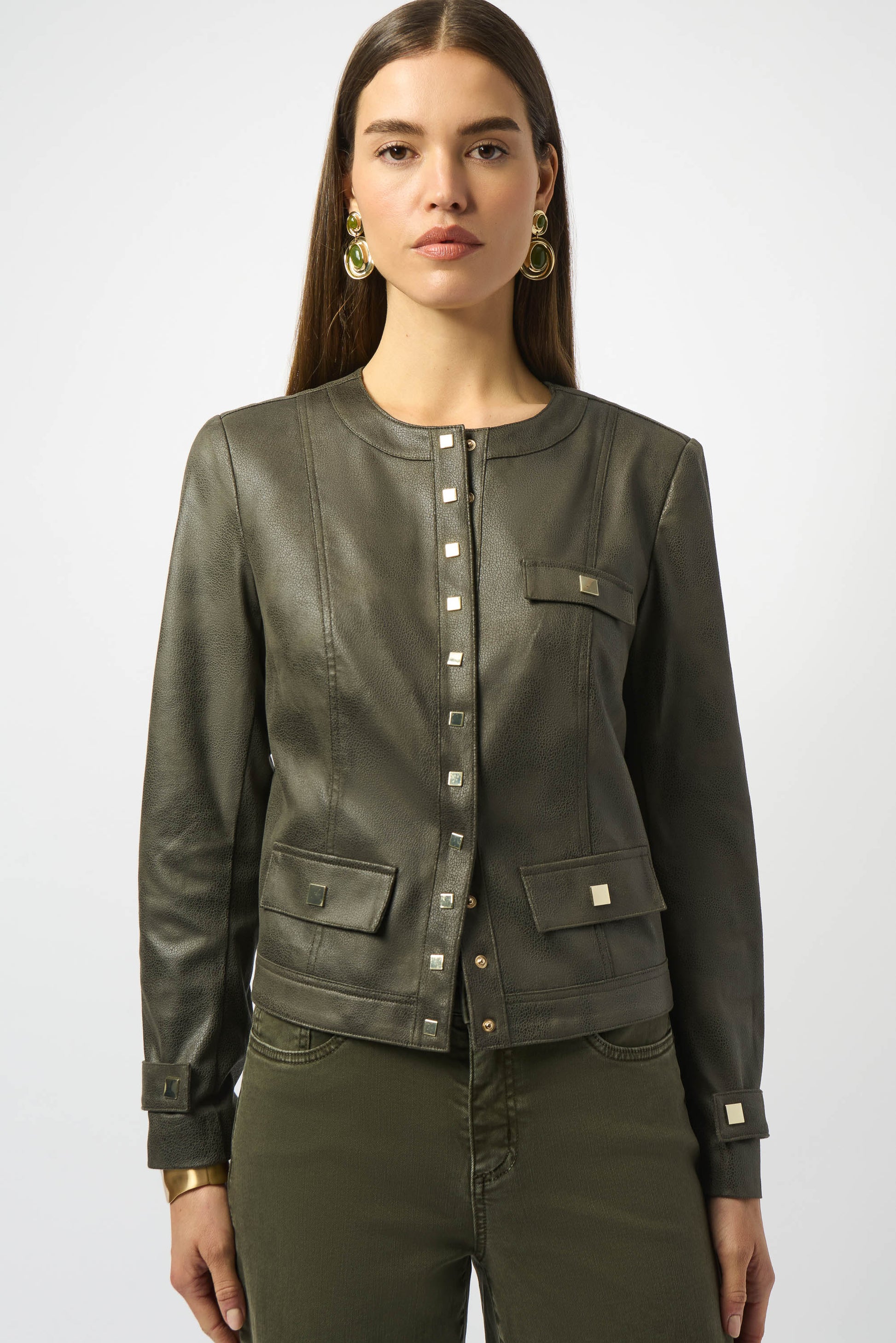 Joseph Ribkoff | Foiled Faux Suede Fitted Jacket | colour Avocado
90% Polyester, 10% Spandex
Foiled stretch faux suede
Crew neck
Long straight sleeves
Self tabs at cuffs
Square snap button front closure
Flap pockets with snap buttons
Unlined